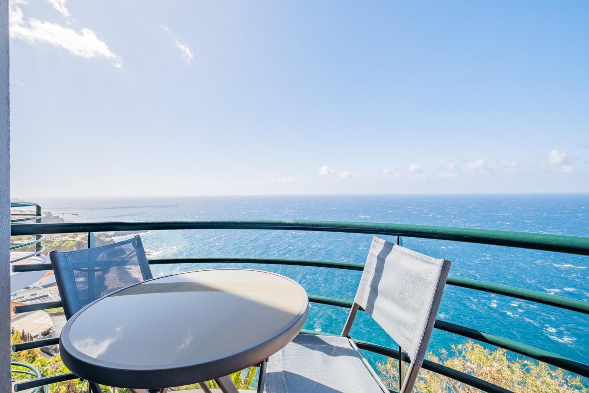 Sea View - By Wehost Apartment Camara de Lobos Bagian luar foto